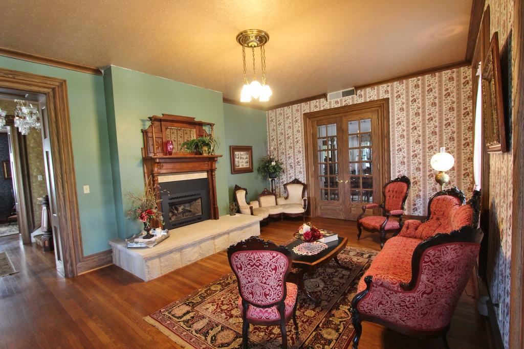 Clover Cliff Ranch Bed And Breakfast Elmdale Bagian luar foto
